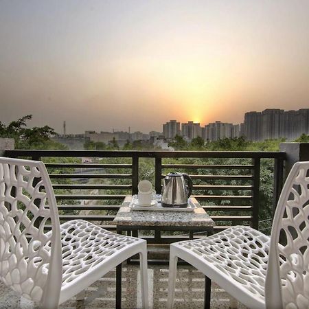 Hotel Premier Noida 135 Luaran gambar