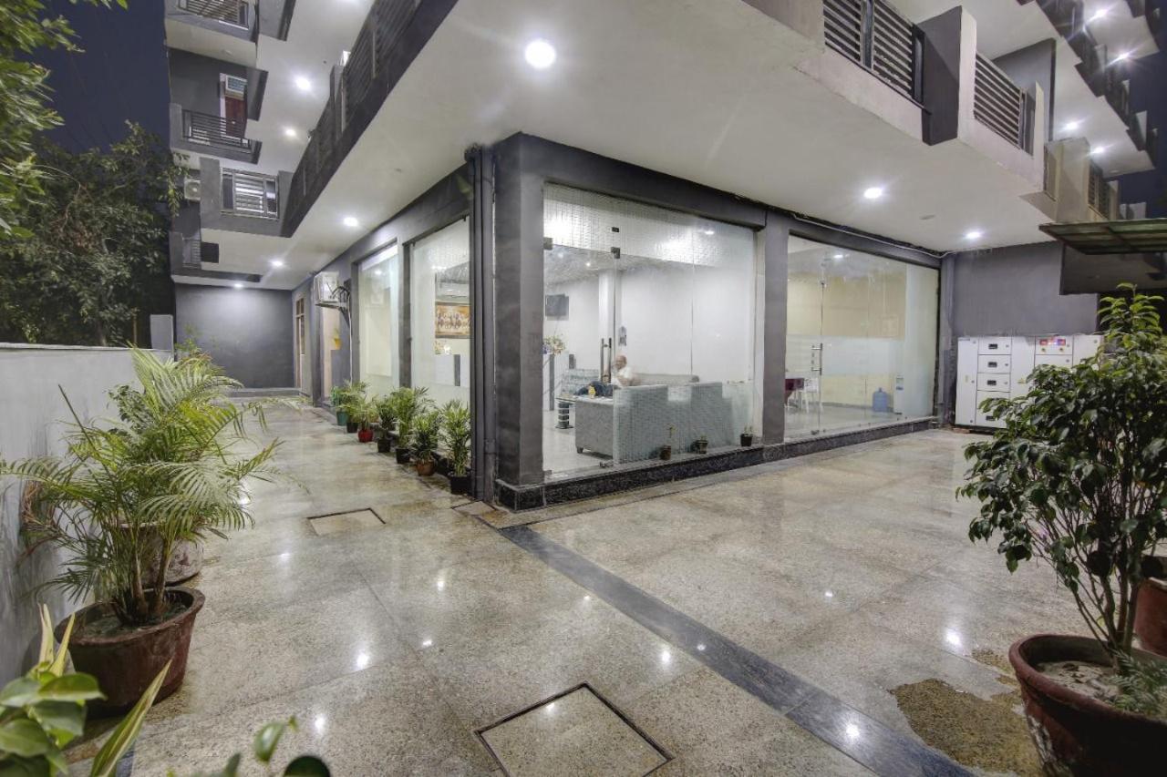 Hotel Premier Noida 135 Luaran gambar